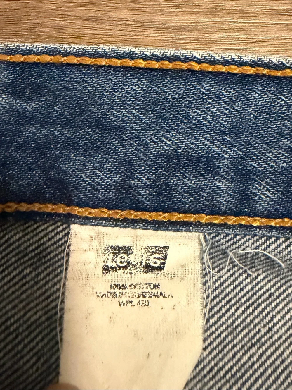 Vintage Levi’s 501 Button Fly Jeans Black Batwing 33x33 actual 32x30